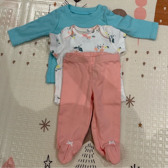 Newborn Carter’s Baby Girl Clothes - Picture 3 of 5